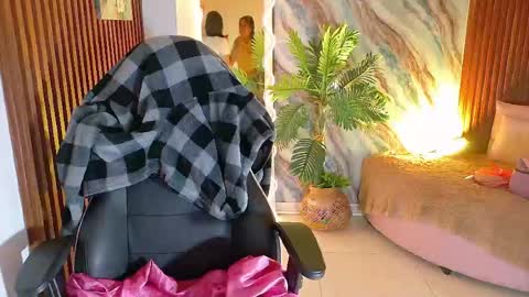 corall_tay1 online show from 05-21-26, 11:39