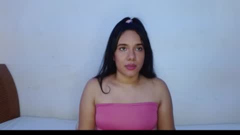 coralmonroe online show from 07-15-26, 09:31