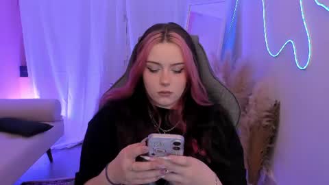 Snapshot of coramiel chatting on 06-13-26, 04:21 little girl who is always right or just Cora online show from 06-13-26, 04:21