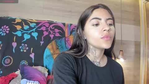 Cori online show from 12-22-25, 04:09