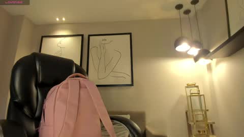 Snapshot of corinnerusso chatting on 05-25-26, 12:11 Corinne Russo online show from 05-25-26, 12:11