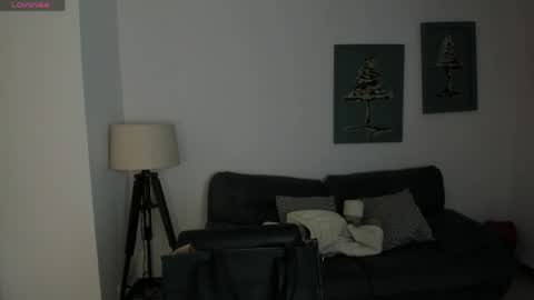 Snapshot of corinnerusso chatting on 06-02-26, 07:38 Corinne Russo online show from 06-02-26, 07:38