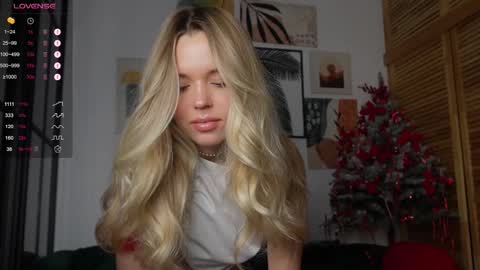 Snapshot of corni__ chatting on 01-14-26, 10:14 Im Cornelia FANSLY free telegram INSTA online show from 01-14-26, 10:14