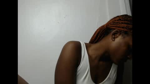 Snapshot of cornxslut chatting on 06-19-26, 10:35 cornxslut online show from 06-19-26, 10:35