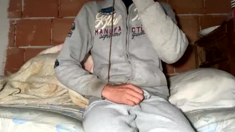 Snapshot of corradog83 chatting on 12-08-24, 04:25 Corrado online show from 12-08-24, 04:25