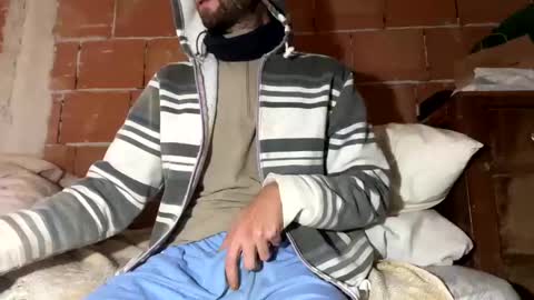 Snapshot of corradog83 chatting on 01-28-25, 01:05 Corrado online show from 01-28-25, 01:05