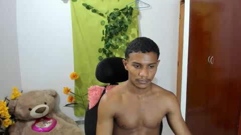 Snapshot of corzoethan chatting on 01-20-25, 11:10 Ethan online show from 01-20-25, 11:10