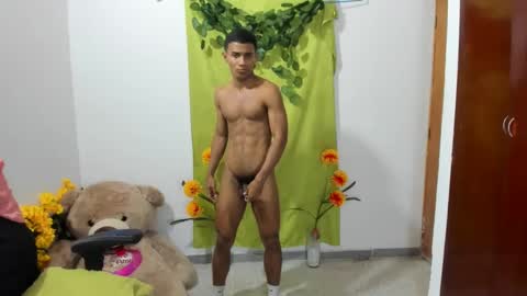 Snapshot of corzoethan chatting on 02-19-25, 02:23 Ethan online show from 02-19-25, 02:23