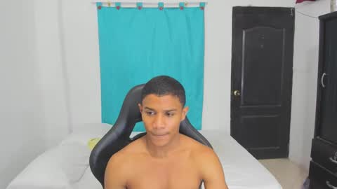 Snapshot of corzoethan chatting on 09-14-25, 11:15 Ethan online show from 09-14-25, 11:15