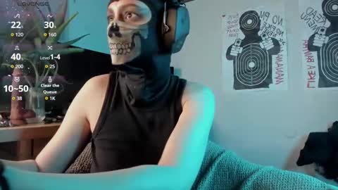 cos_operator online show from 09-17-25, 08:43