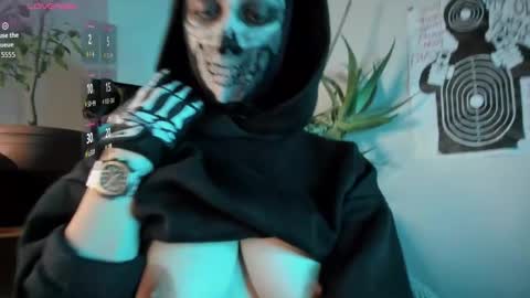 cos_operator online show from 10-05-25, 05:44