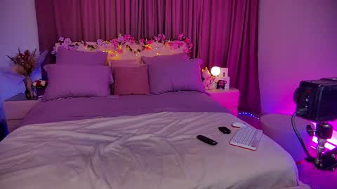 Sia online show from 02-04-25, 05:53