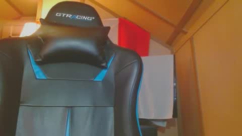 cosmicjones88 online show from 02-05-25, 04:14