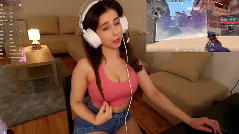 Luna online show from 03-22-26, 07:50