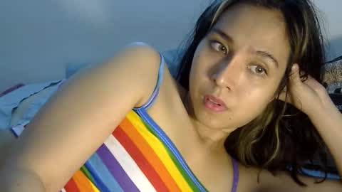 Liz Gwyneth Charlota online show from 01-08-25, 04:11