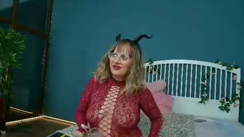 cougarmilf_ online show from 06-14-26, 08:00