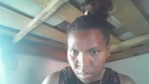 couleur_vanille online show from 04-29-26, 05:55