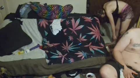 Snapshot of countryfuckers chatting on 12-08-24, 09:57 Alaskawildcouple online show from 12-08-24, 09:57