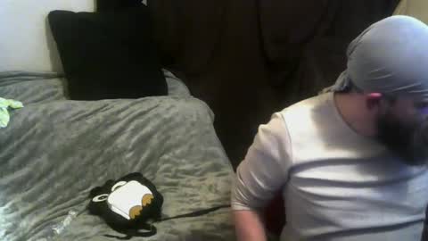 Snapshot of countryfuckers chatting on 12-25-24, 09:24 Alaskawildcouple online show from 12-25-24, 09:24