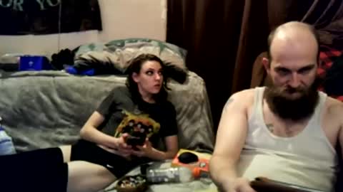 Snapshot of countryfuckers chatting on 01-11-25, 11:45 Alaskawildcouple online show from 01-11-25, 11:45