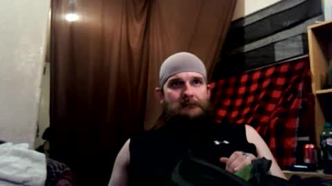 Snapshot of countryfuckers chatting on 02-21-25, 09:45 Alaskawildcouple online show from 02-21-25, 09:45