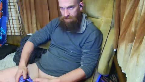 Snapshot of countryfuckers chatting on 10-06-25, 02:25 Alaskawildcouple online show from 10-06-25, 02:25