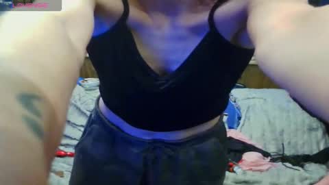 Snapshot of countryfuckers chatting on 10-16-25, 08:26 Alaskawildcouple online show from 10-16-25, 08:26