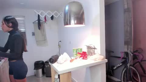 Snapshot of couple_funnyy chatting on 11-09-25, 12:20 couple_funnyy online show from 11-09-25, 12:20