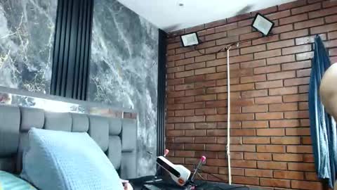 Andrea and Scott online show from 03-25-26, 09:04