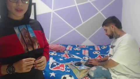 couple_hot069 online show from 02-09-26, 05:00