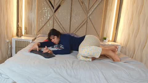 Ricardo  Isabella online show from 04-09-26, 07:36