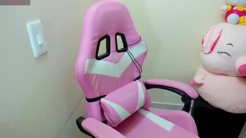 Snapshot of couple_megan_and_jhon2 chatting on 10-10-25, 11:26 couple_megan_and_jhon2 online show from 10-10-25, 11:26