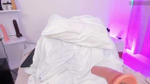 Maria  online show from 01-31-25, 11:45