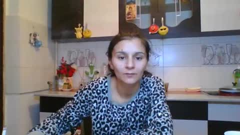 couple_p3rf3ct online show from 12-17-24, 08:32