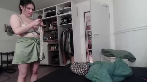 coupleforyou23 online show from 12-17-24, 02:44