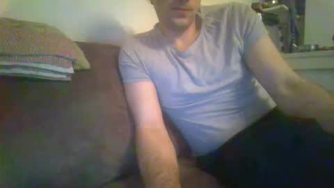 Snapshot of couplegame1901 chatting on 12-03-25, 02:52 couplegame1901 online show from 12-03-25, 02:52