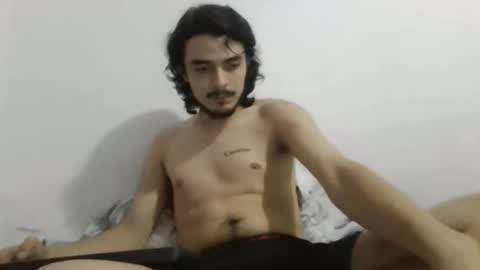 Snapshot of couplehot0917 chatting on 09-22-25, 04:47 Lucia And Daniel online show from 09-22-25, 04:47