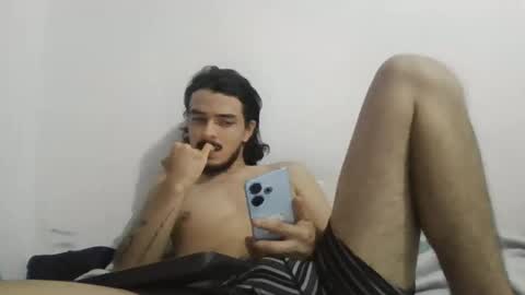 Snapshot of couplehot0917 chatting on 09-27-25, 02:49 Lucia And Daniel online show from 09-27-25, 02:49