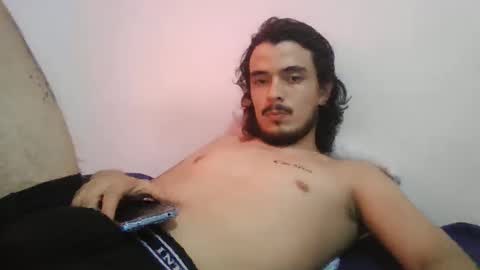 Snapshot of couplehot0917 chatting on 10-01-25, 08:59 Lucia And Daniel online show from 10-01-25, 08:59