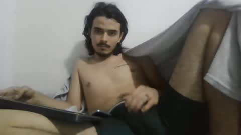 Snapshot of couplehot0917 chatting on 10-12-25, 03:49 Lucia And Daniel online show from 10-12-25, 03:49