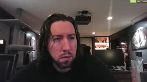 Snapshot of coupleofaces247 chatting on 12-01-25, 03:11 CoupleOfAces online show from 12-01-25, 03:11