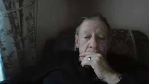 Snapshot of courieral1 chatting on 11-07-25, 07:52 courieral1 online show from 11-07-25, 07:52