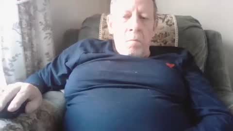 Snapshot of courieral1 chatting on 01-07-26, 11:12 courieral1 online show from 01-07-26, 11:12