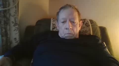 Snapshot of courieral1 chatting on 01-10-26, 08:16 courieral1 online show from 01-10-26, 08:16