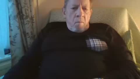 Snapshot of courieral1 chatting on 02-12-26, 07:36 courieral1 online show from 02-12-26, 07:36