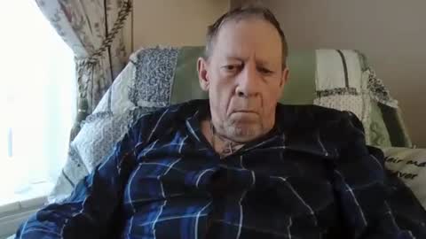 Snapshot of courieral1 chatting on 03-11-26, 08:20 courieral1 online show from 03-11-26, 08:20