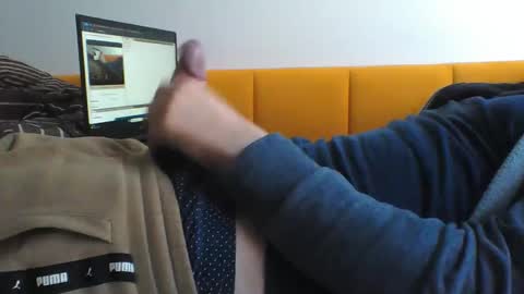 cowardly_lion88 online show from 12-18-24, 12:07