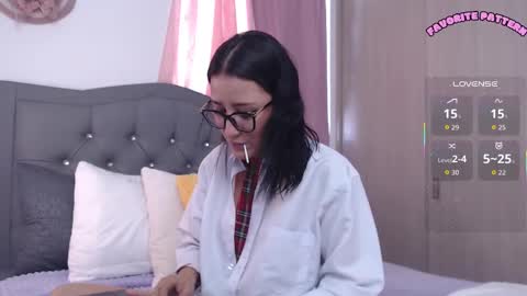 Snapshot of cowgirl_isa chatting on 09-21-25, 07:59 cowgirl_isa online show from 09-21-25, 07:59