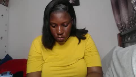 Erykah online show from 10-18-25, 04:52