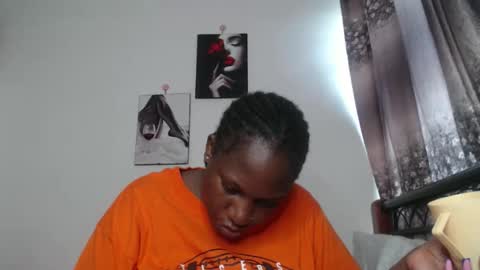 Erykah online show from 10-31-25, 10:49